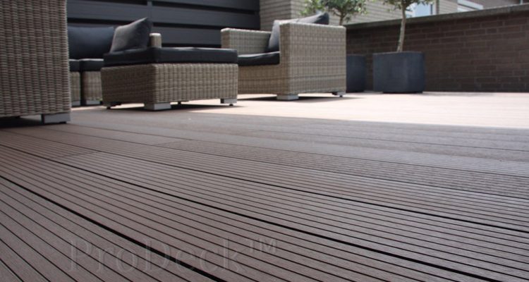 Vlonderplanken in de tuin